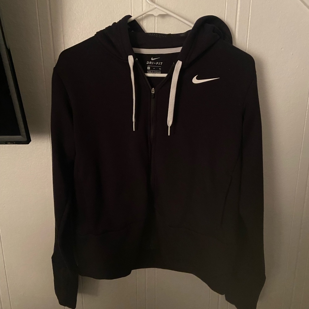 Nike women’s dri-fit zip-up hoodie